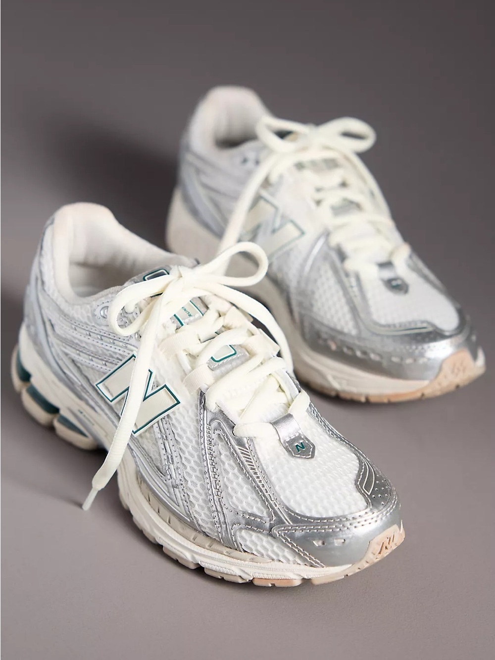 New Balance 1906R Sneakers Silver Metallic Black Sea